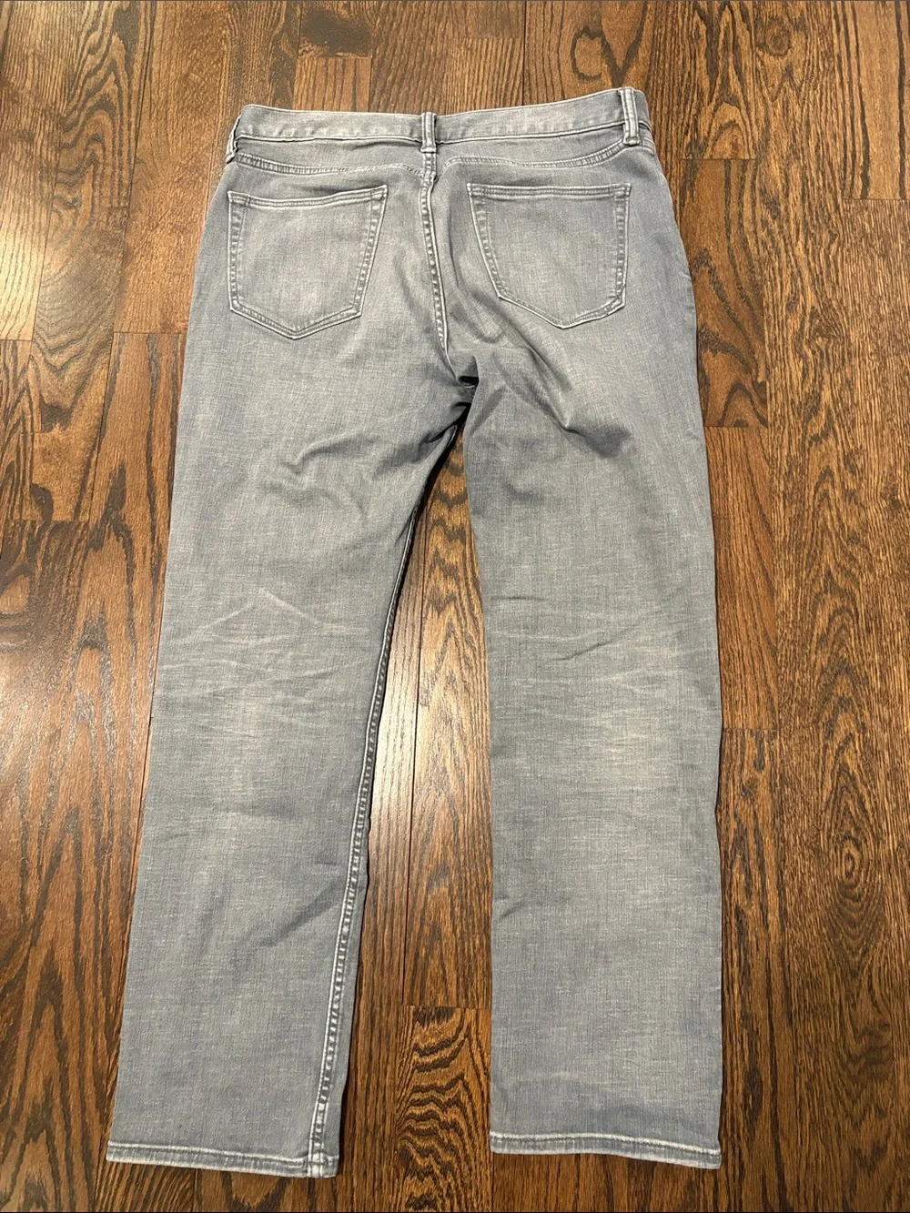 Banana Republic Men’s Light Gray Slim Straight Stretch Jeans Size 34/30